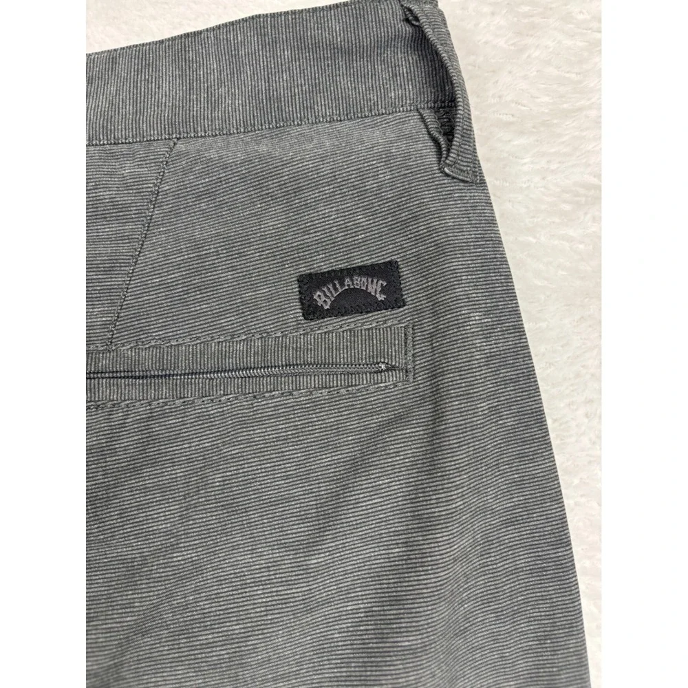 Billabong Crossfire Submersibles Hybrid Shorts Mens 34 Gray Heather Recycler